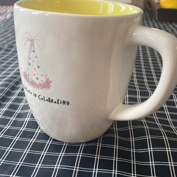 RAE DUNN cup/mug - Picture 4 of 10